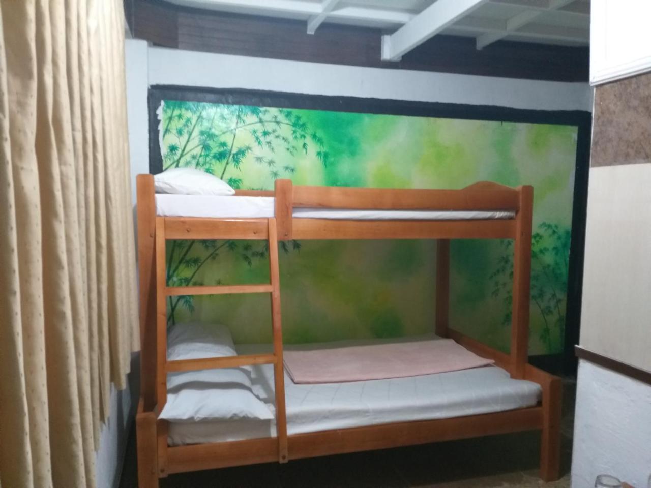 Larmar Bed And Breakfast Puerto Princesa Kültér fotó